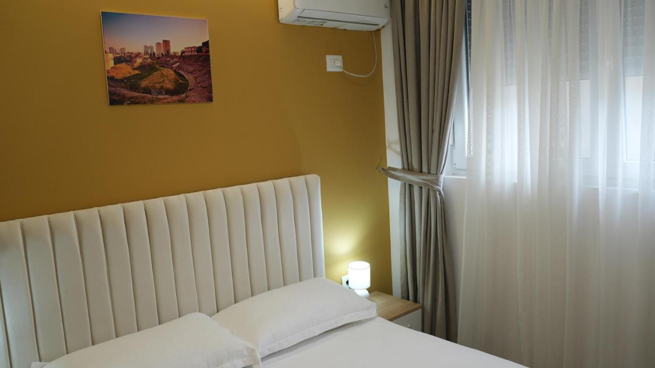 Hotel Luris Golem  Luaran gambar