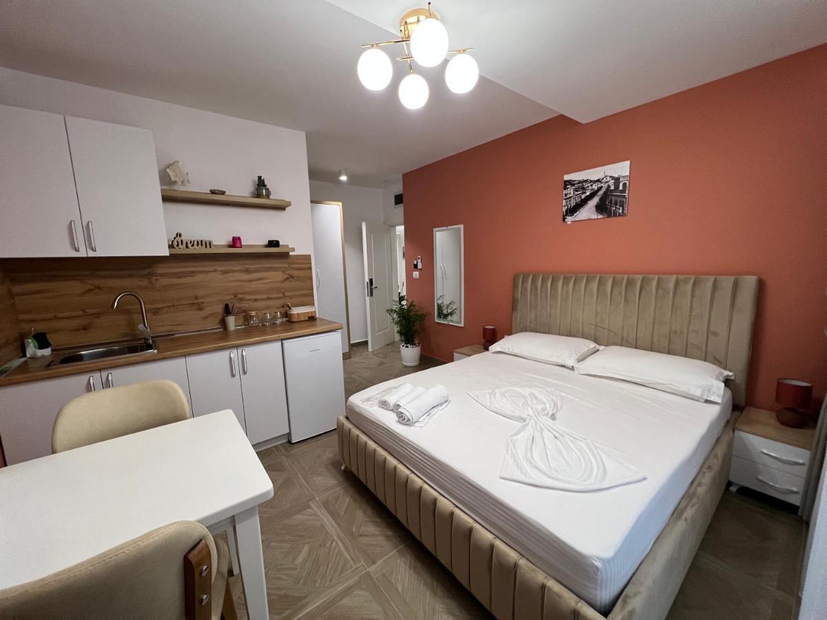 Hotel Luris Golem  Luaran gambar