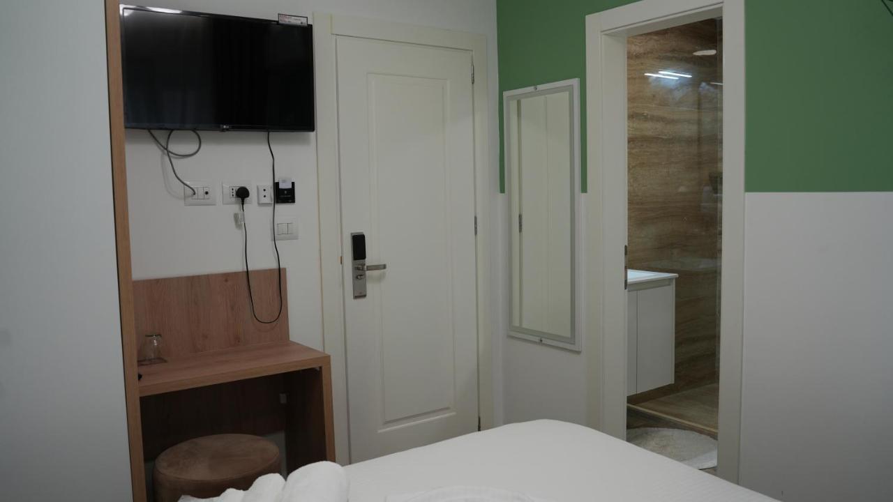 Hotel Luris Golem  Luaran gambar
