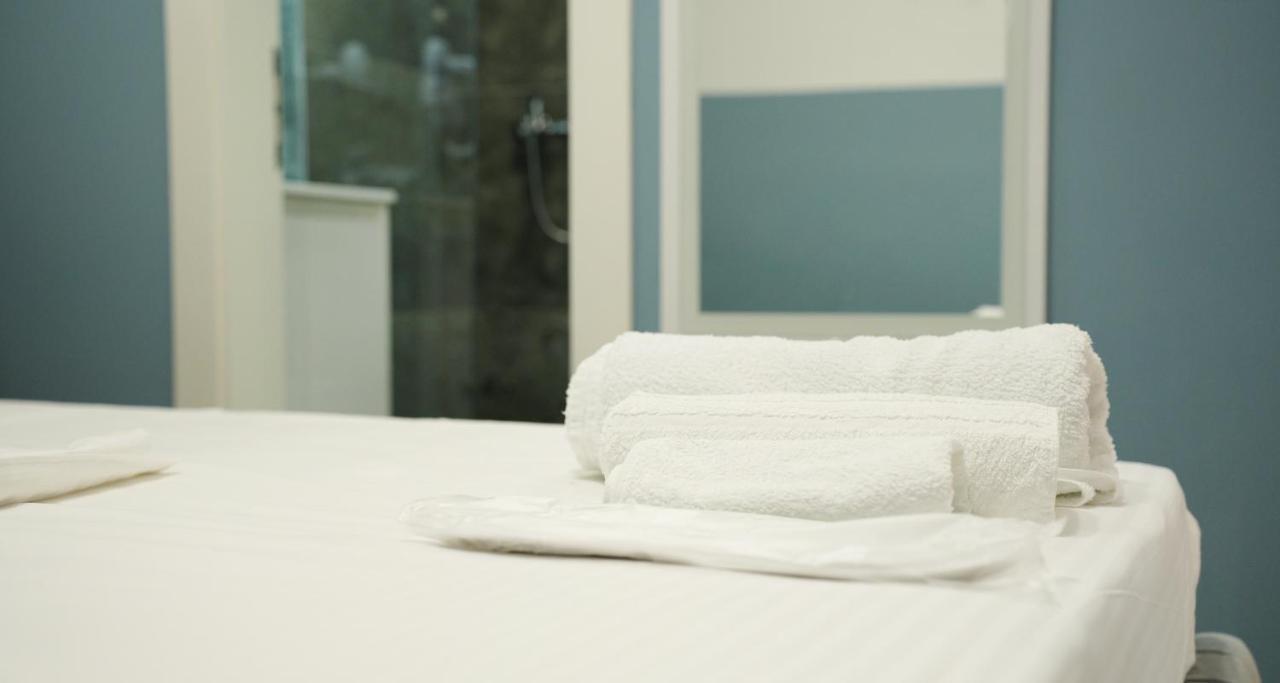Hotel Luris Golem  Luaran gambar
