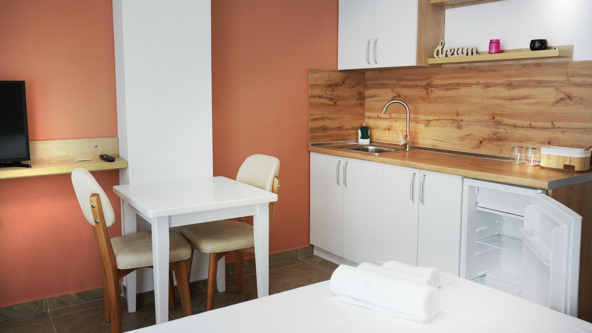 Hotel Luris Golem  Luaran gambar